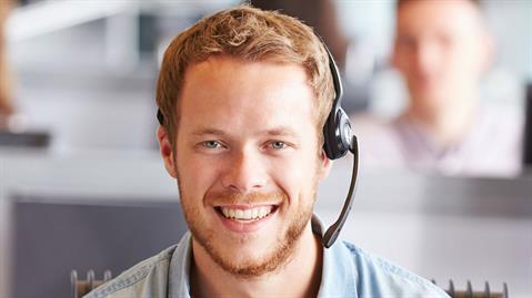 Roofing-customer-service-2
