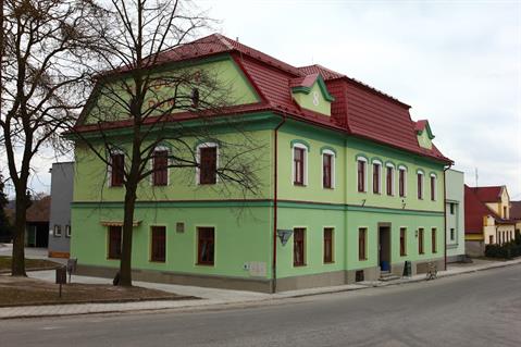 Hustopeče nad Bečvou - nová fasáda Sokolského Domu